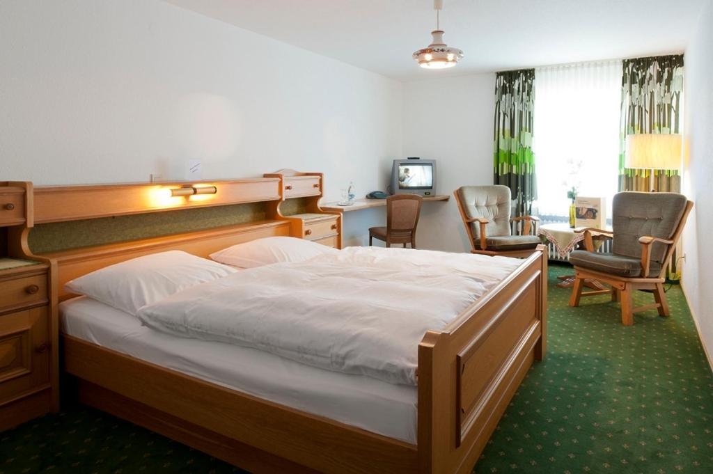 Landhotel Sauerlaender Hof إسلوهي الغرفة الصورة